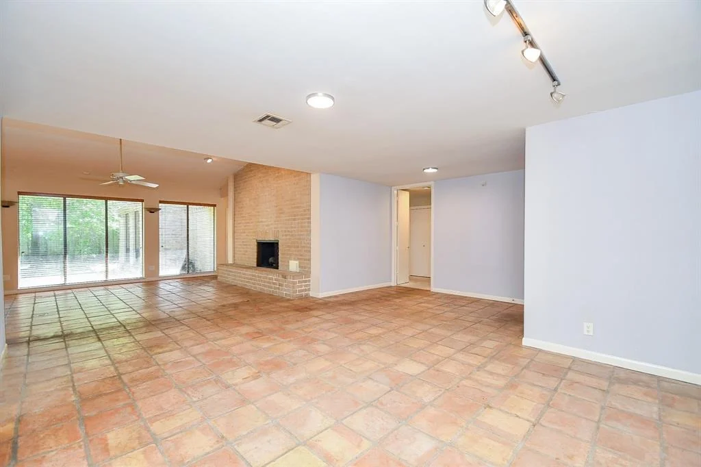 Photo of 10303 Chevy Chase Drive