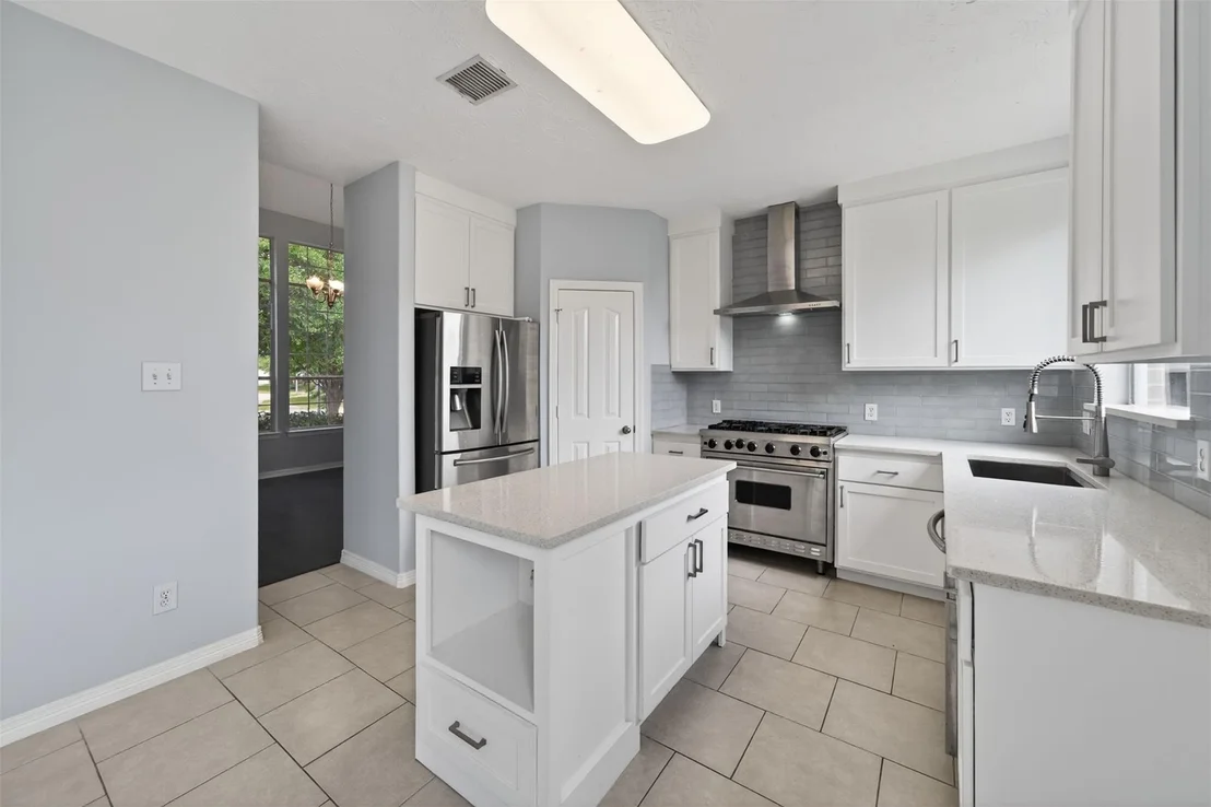 Photo of 24042 Lestergate Drive