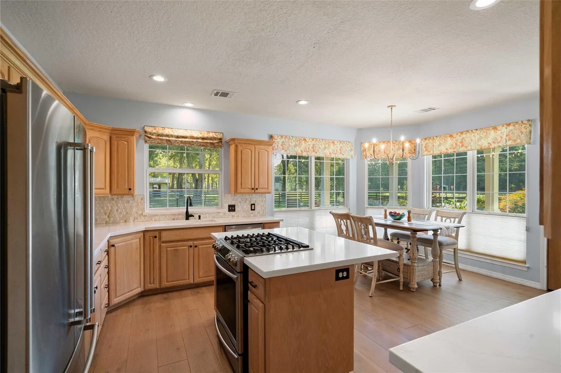 Photo of 28907 Valley Commons Drive