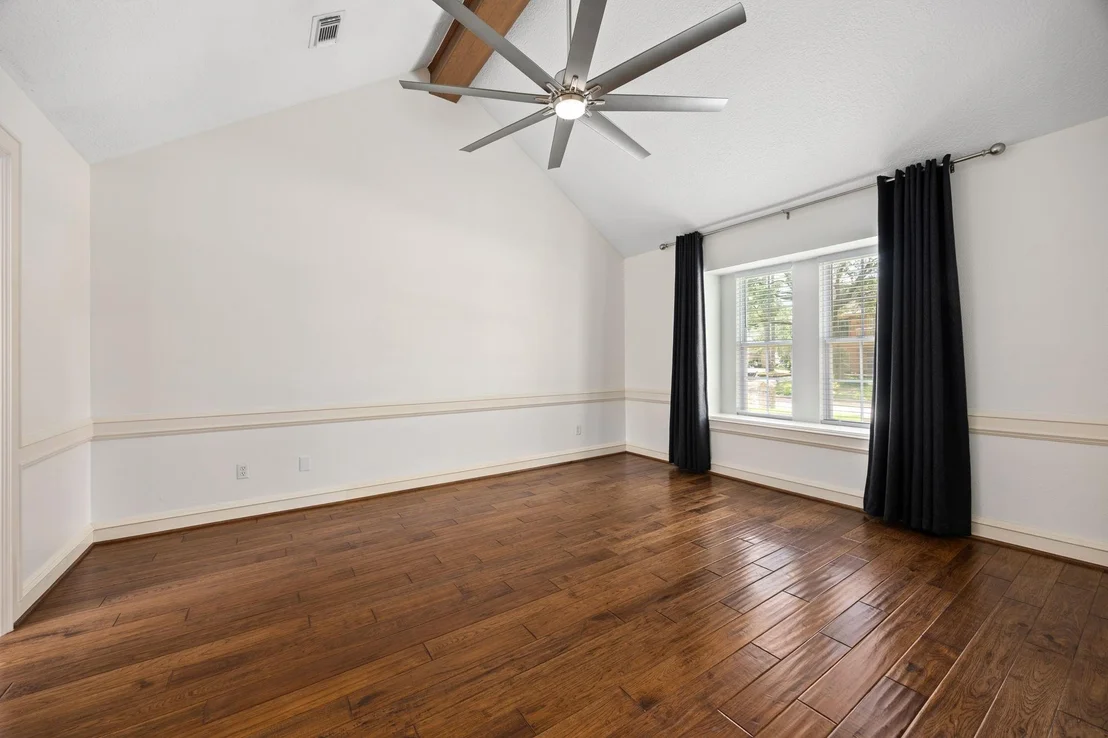 Photo of 12106 Oakcroft Drive