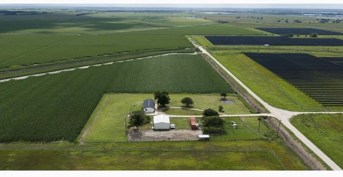 Photo of 1737 County Road 425