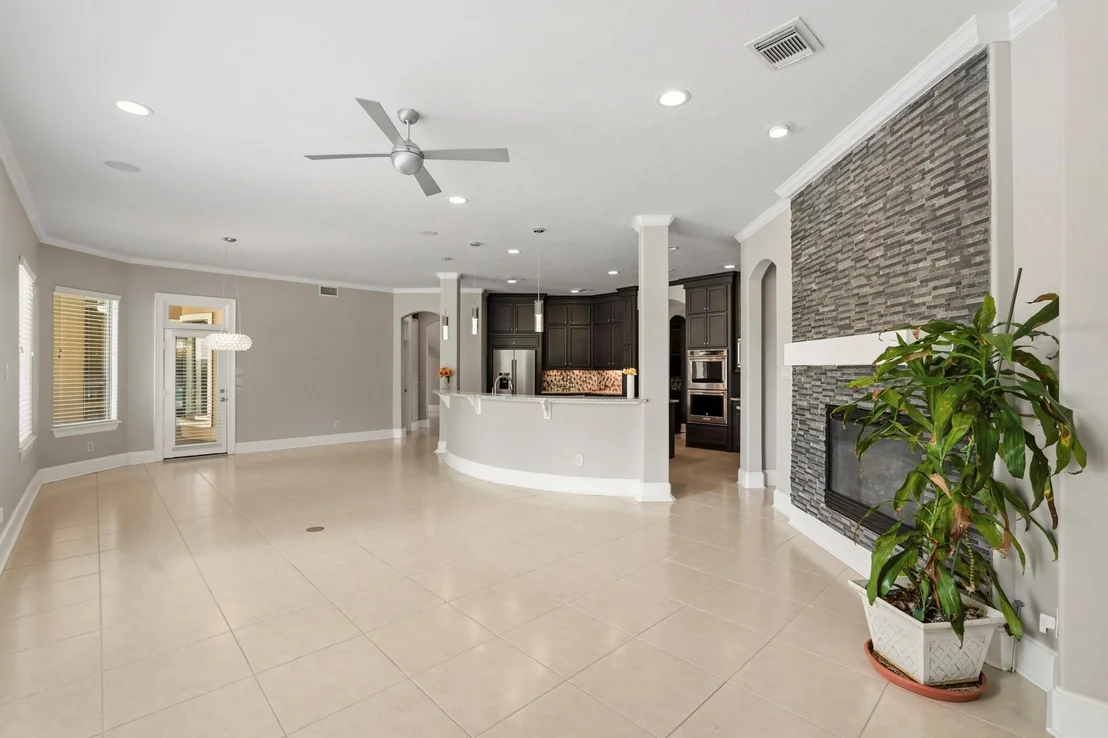 Photo of 7611 Kings River Lane