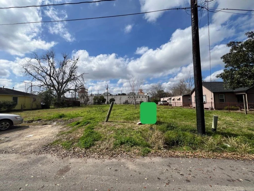 Photo of 412 1st Street