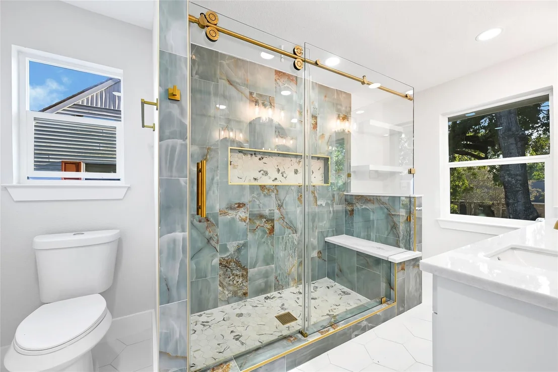 Photo of 5610 Oak Trail Lane