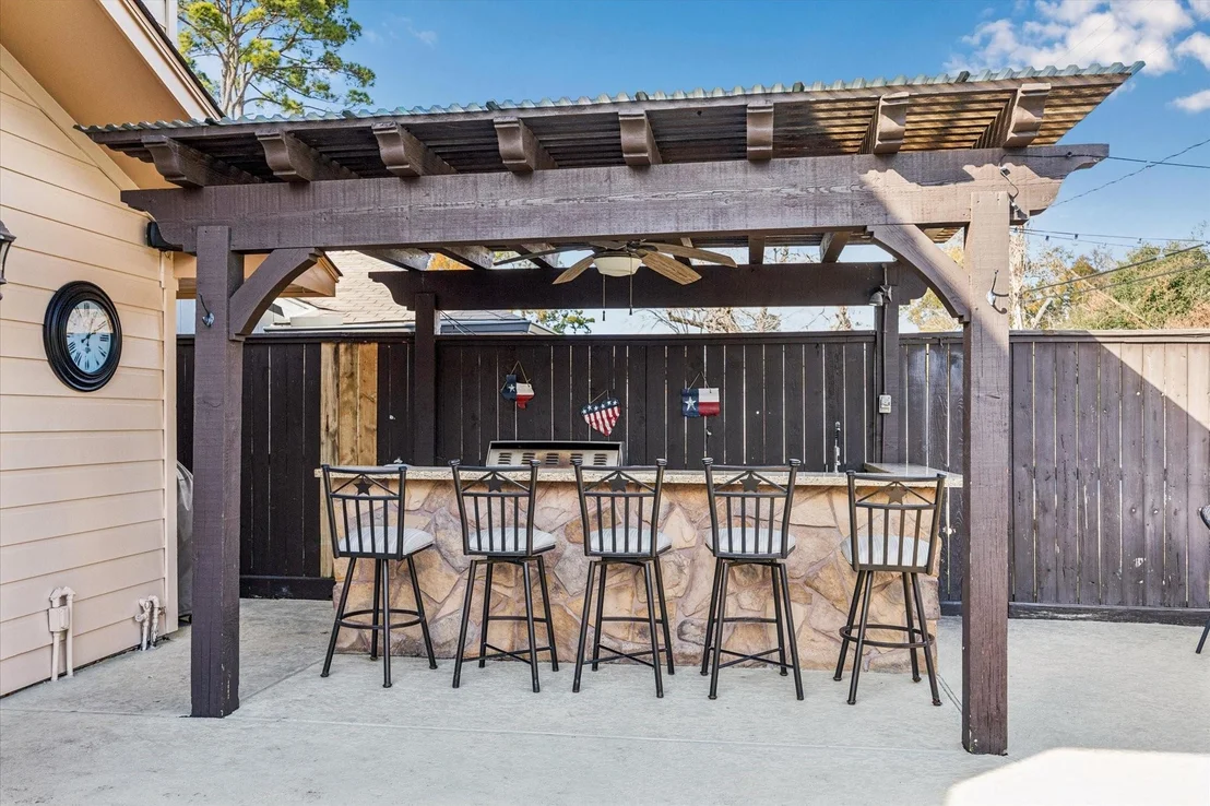 Photo of 1502 Adkins Road