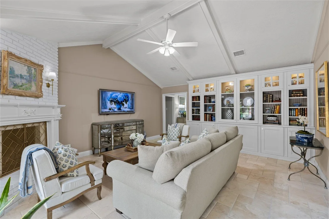 Photo of 621 Augusta Park