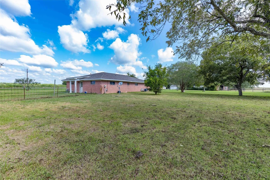 Photo of 3504 State Highway 61