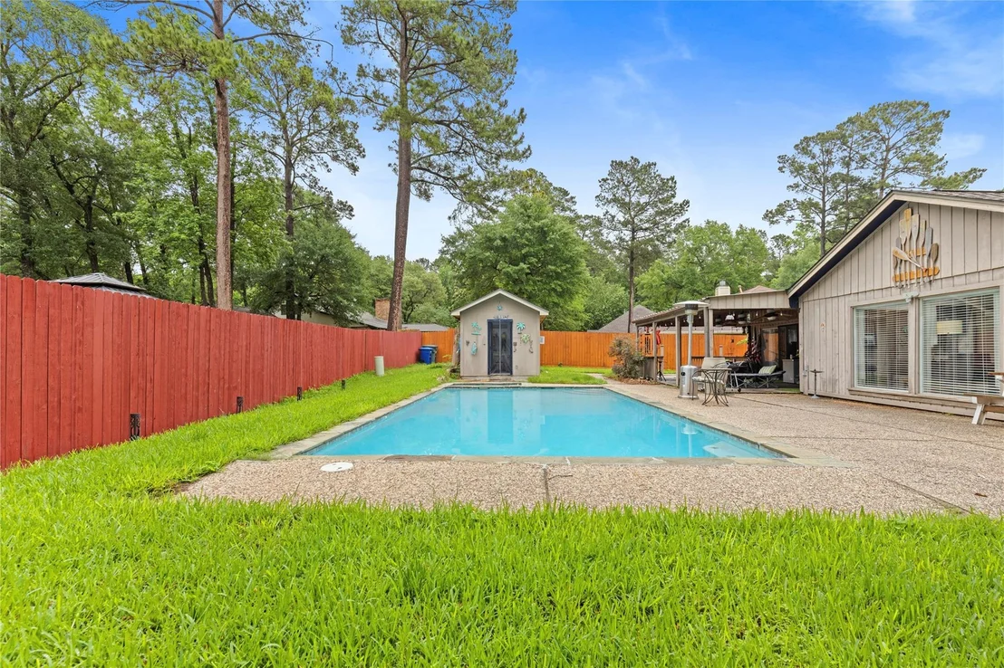 Photo of 412 Burning Tree Drive