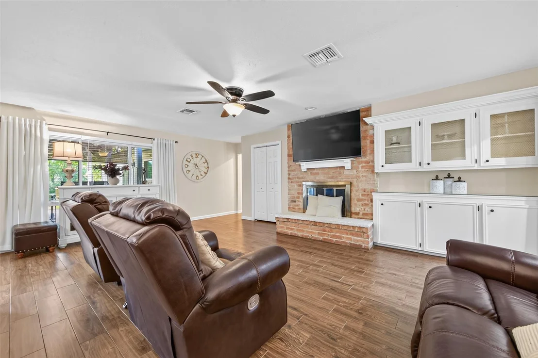Photo of 5038 Pine Cliff Drive