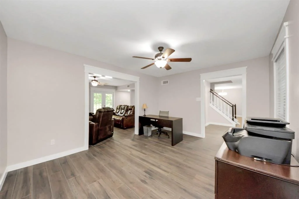 Photo of 2914 Silver Falls Drive
