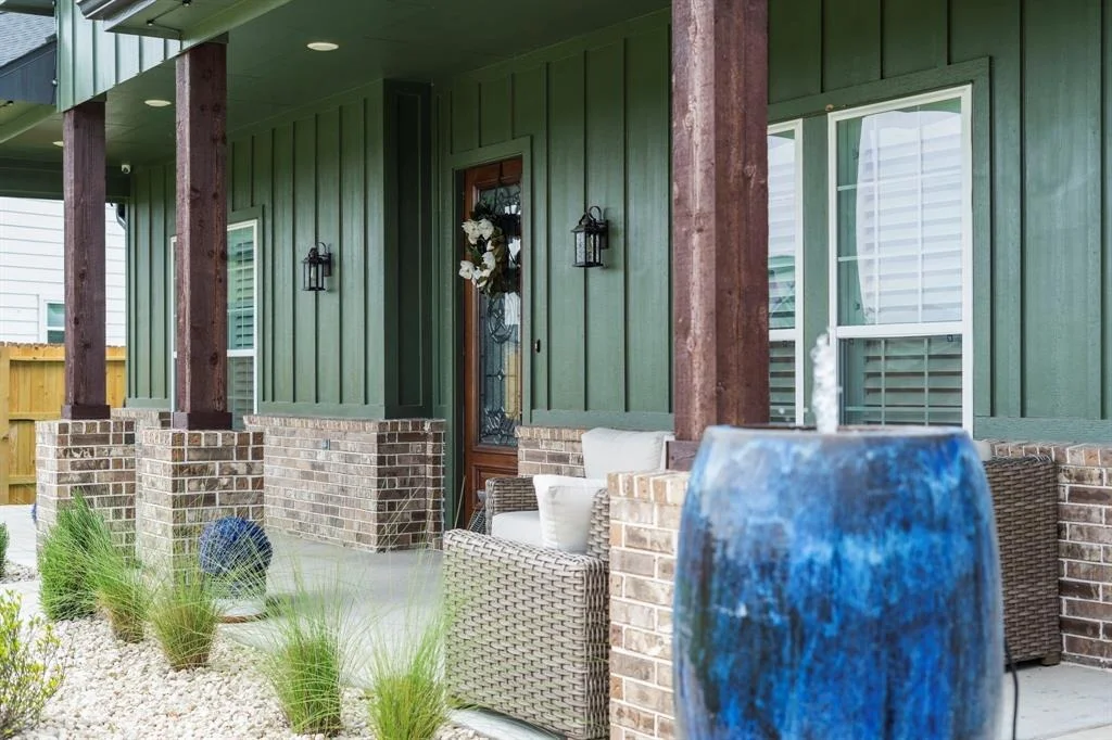 Photo of 9603 Neon Moon Drive
