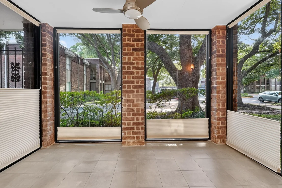 Photo of Unit 63 at 7575 Katy Freeway