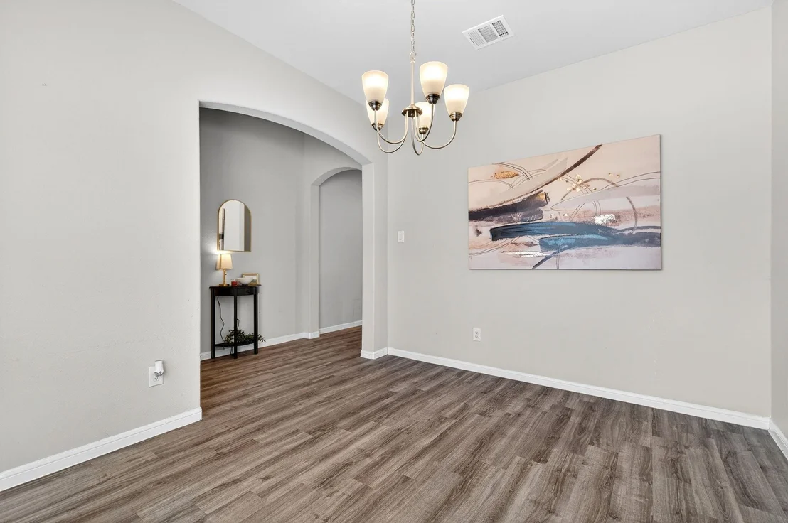 Photo of 2121 Cedar Way Dr