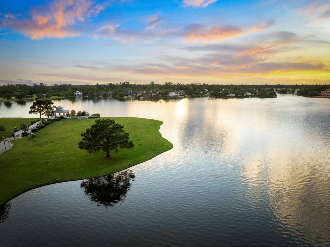 Photo of 262 Breezy Way