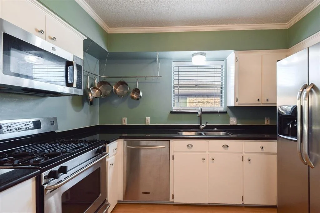 Photo of 405 Valley Brook Drive