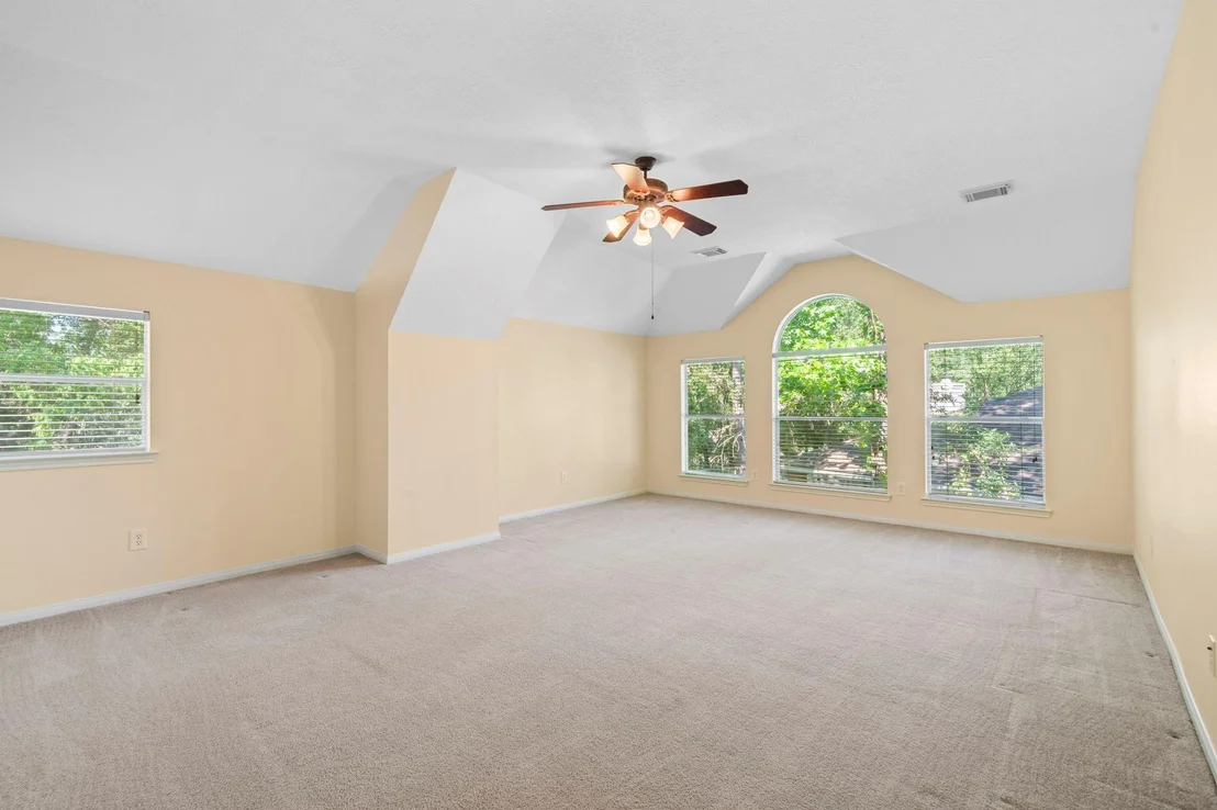 Photo of 78 E Hobbit Glen Drive