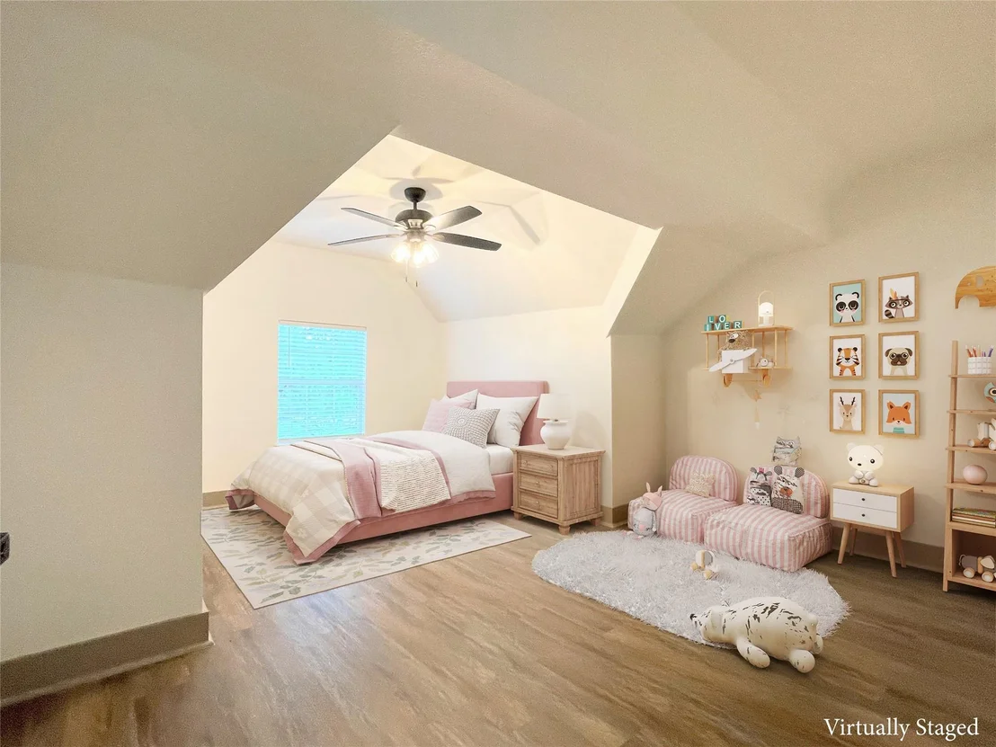 Photo of 210 W Crescent Drive