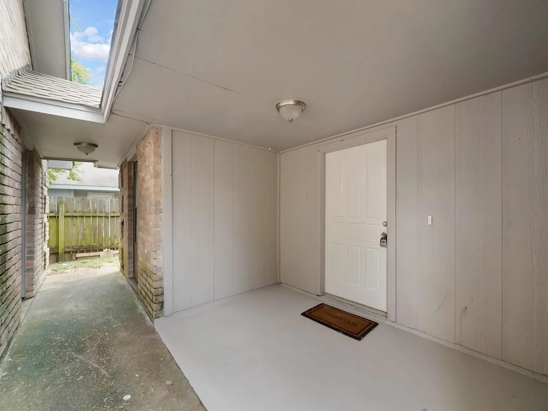 Photo of 8743 Yvonne Drive
