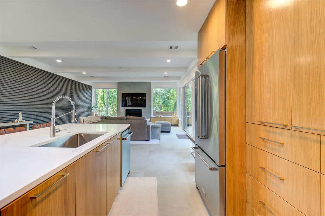 Photo of 303 Isolde Drive