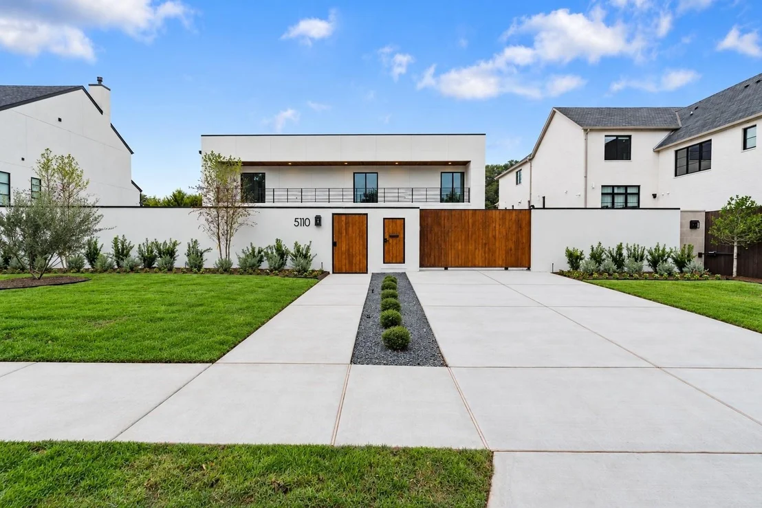 Photo of 5110 Glenmeadow Drive