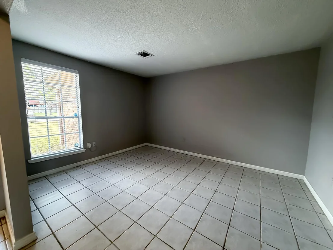 Photo of 10815 Sagecrest Lane