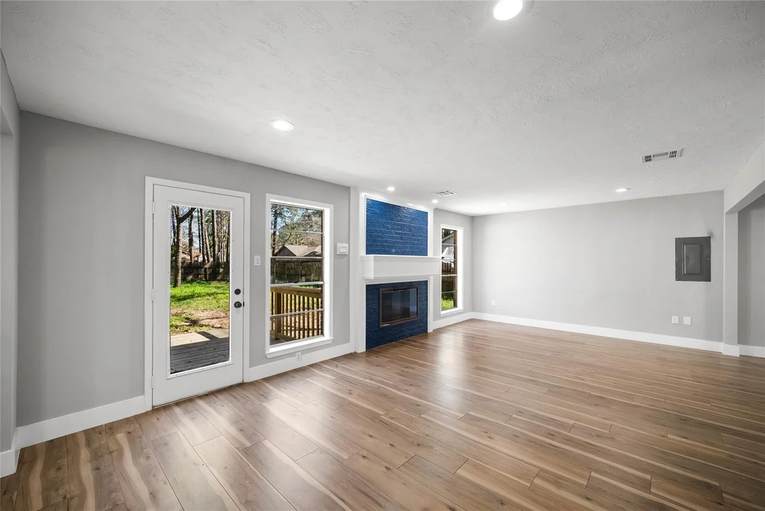 Photo of 15102 Long Oak Drive