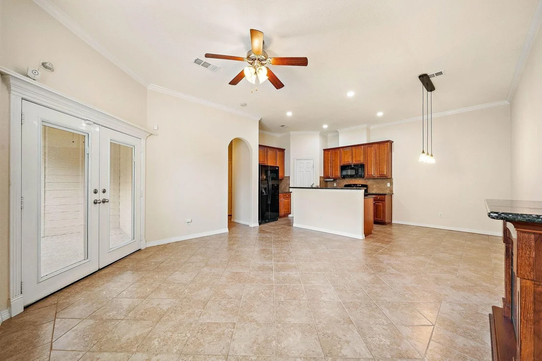 Photo of 912 Sweet Pine Drive