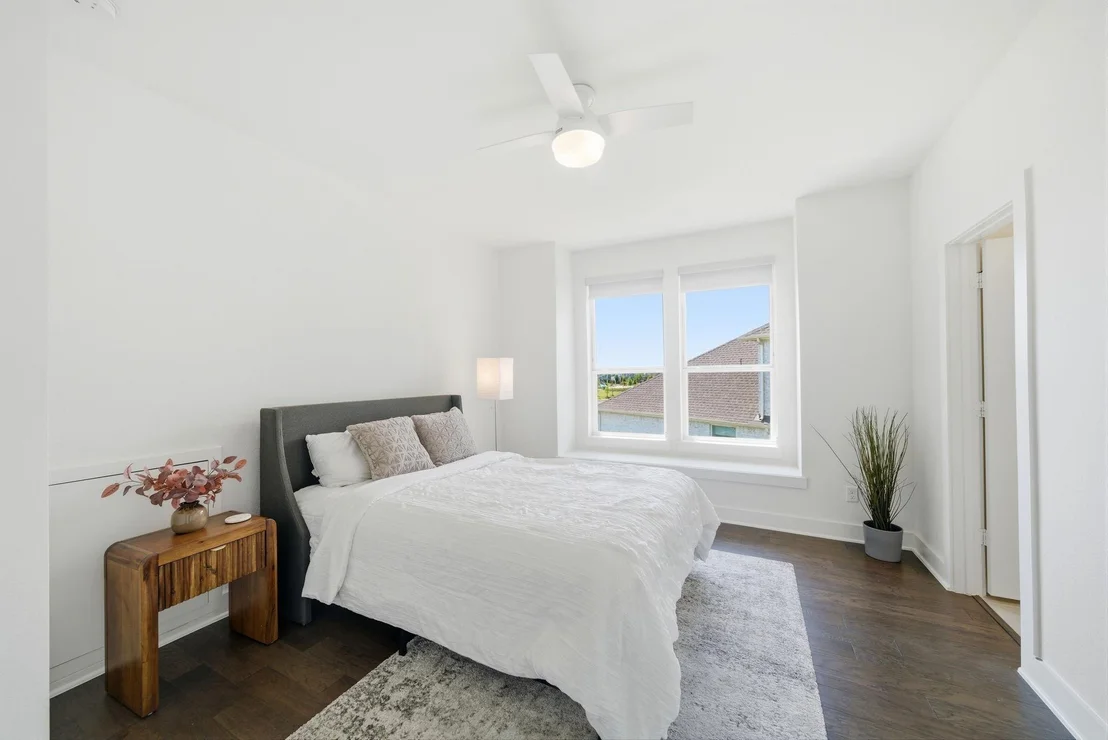 Photo of 11006 White Caterpillar Drive
