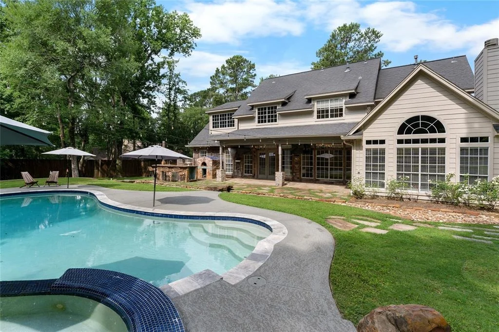 Photo of 32430 Edgewater Drive
