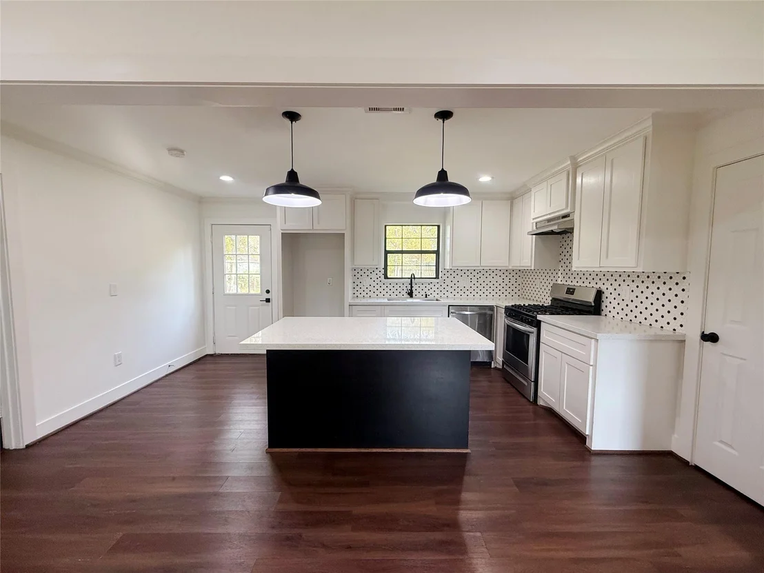 Photo of 241 Norview Drive