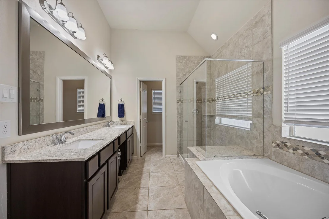 Photo of 1506 Brayson Oaks Place