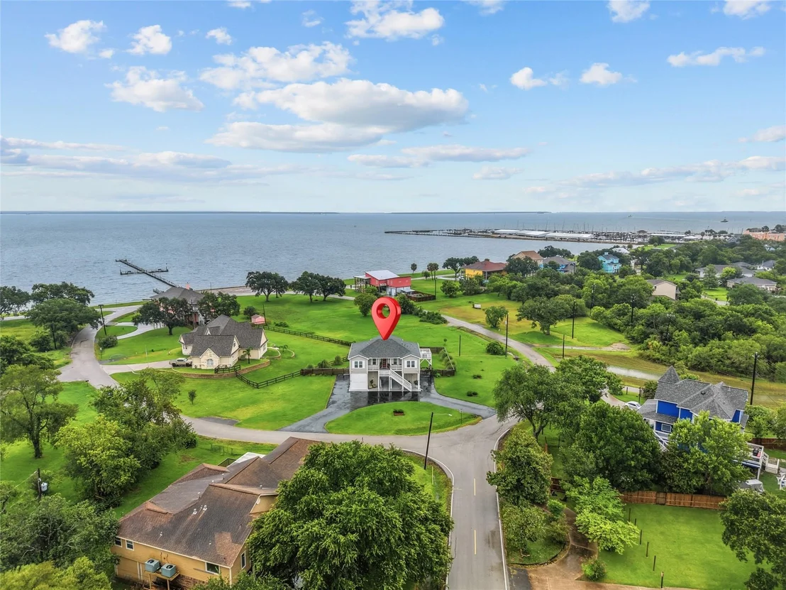 Photo of 4 Shore Acres Circle