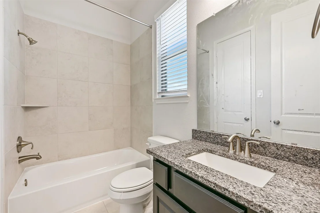 Photo of 4902 Grapevine Lane