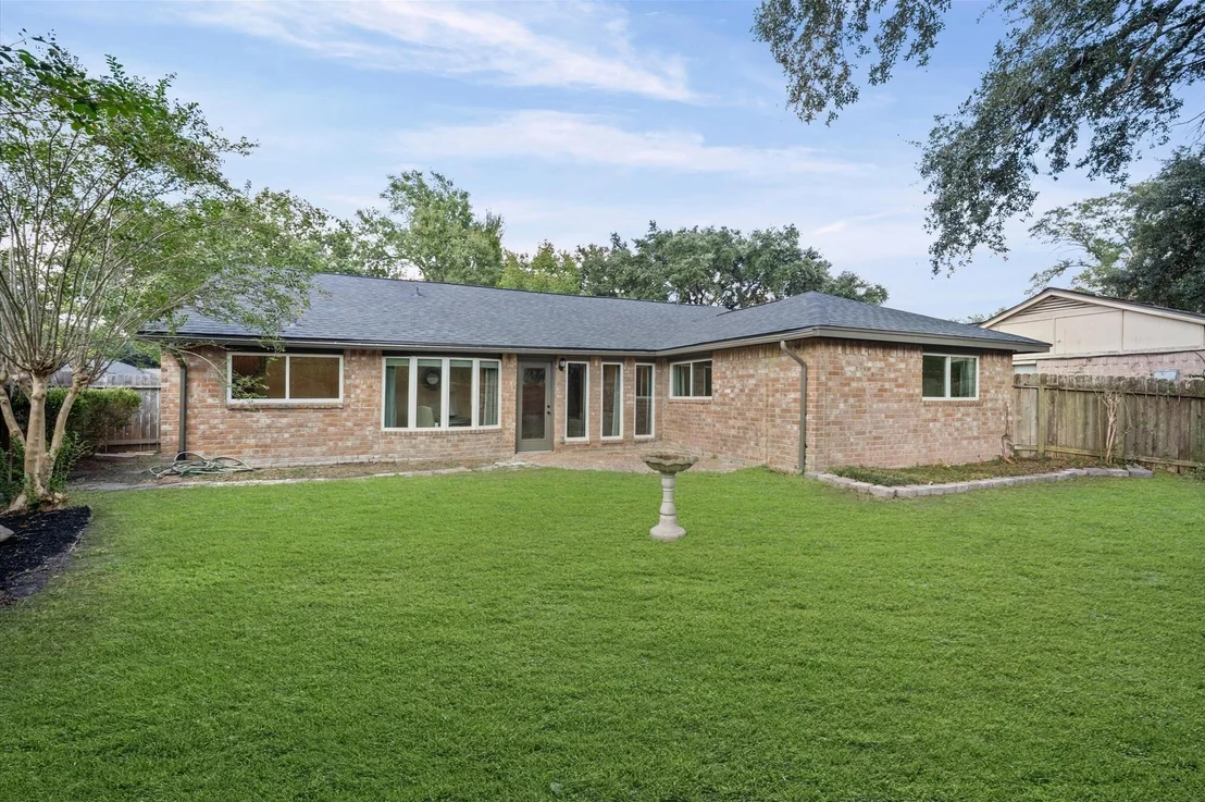 Photo of 13711 Cologne Drive
