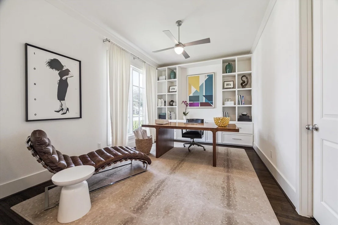 Photo of 1901 Gardenia Drive
