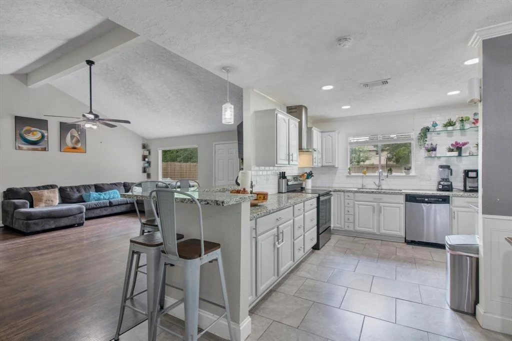 Photo of 21214 Castlemont Lane