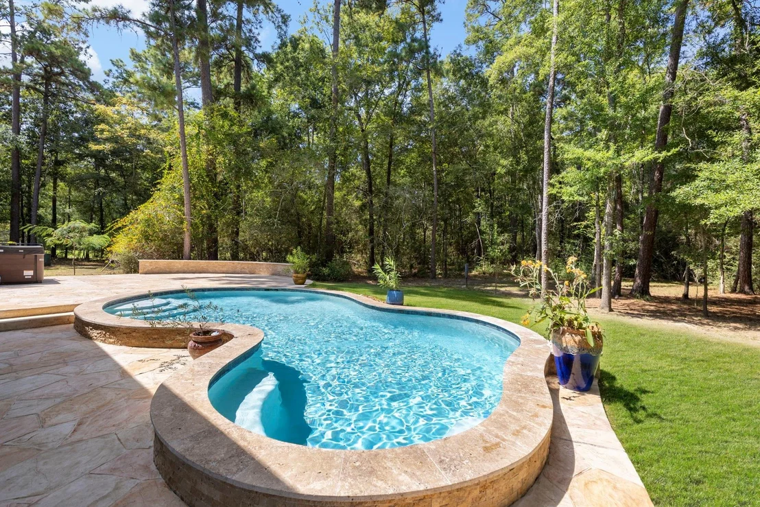 Photo of 10857 Lake Forest Drive
