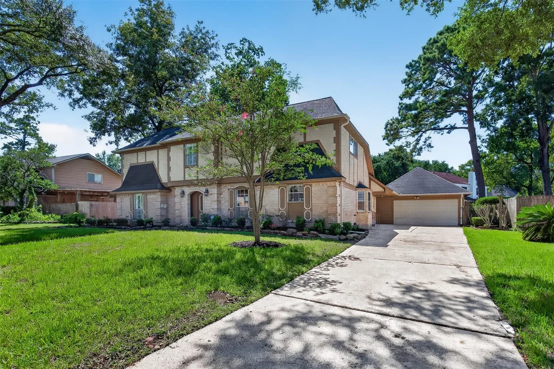Photo of 20011 Pinehurst Bend Drive