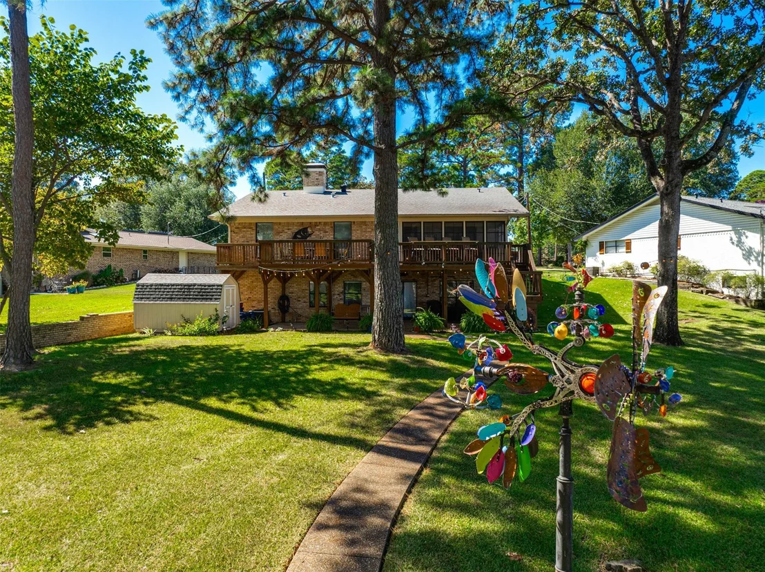 Photo of 536 Wildewood Drive