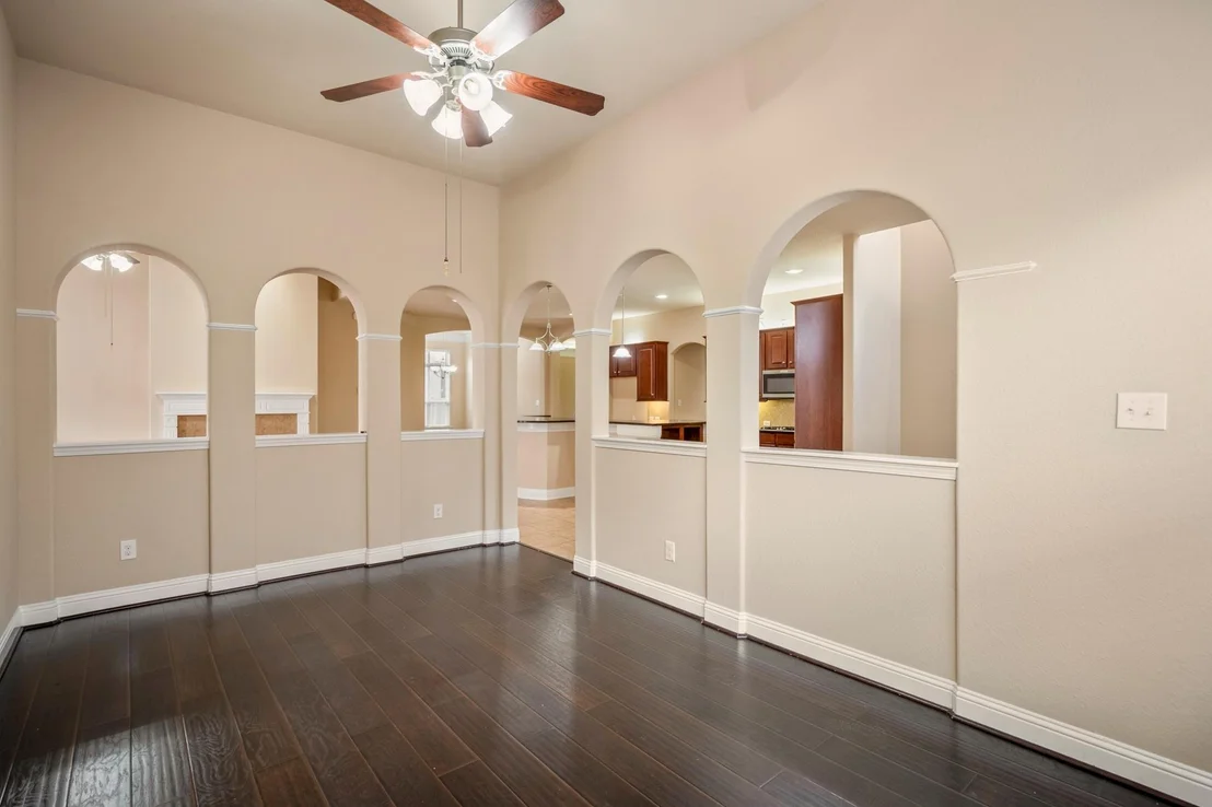 Photo of 18010 Sheldon Pines