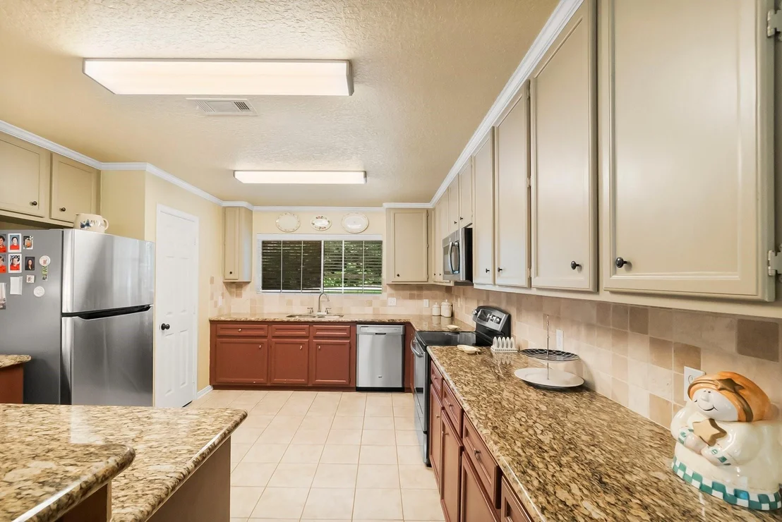 Photo of 292 Apple Valley Drive