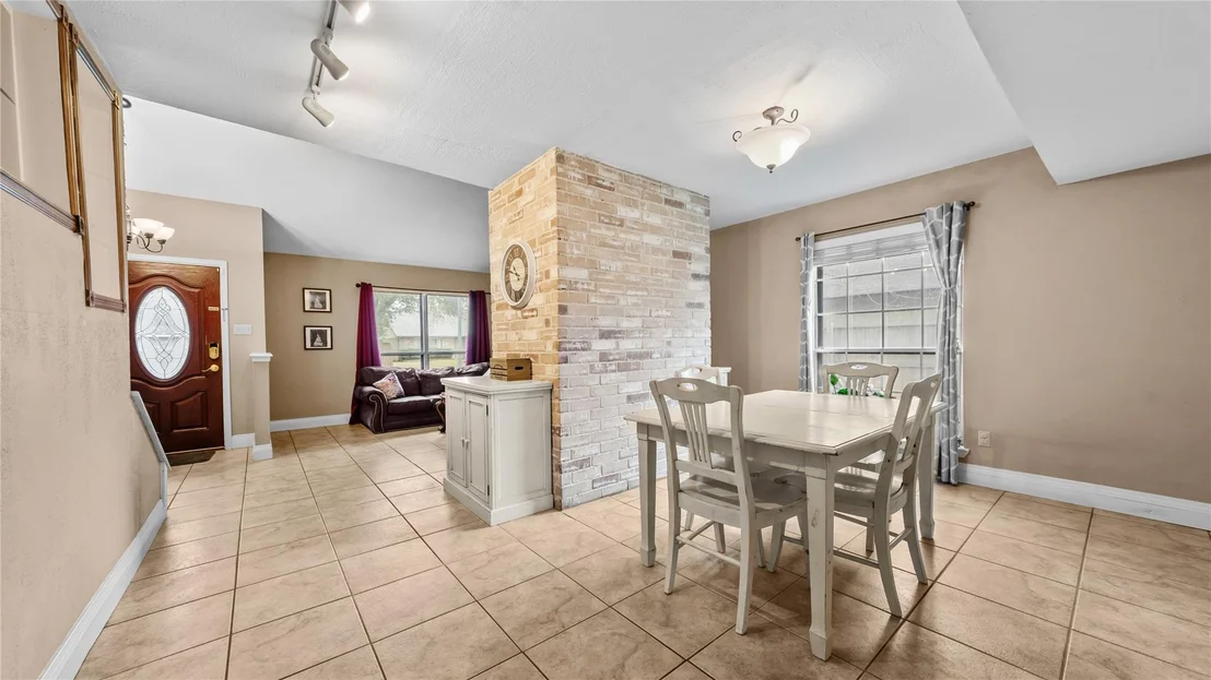 Photo of 21615 Slippery Creek Lane
