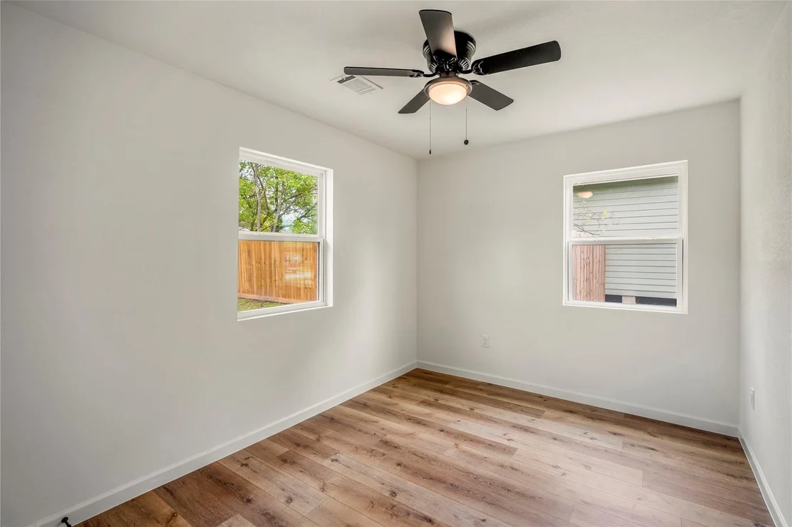 Photo of 3923 Alsace Street