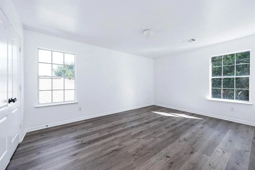 Photo of 11411 Log Cabin Lane