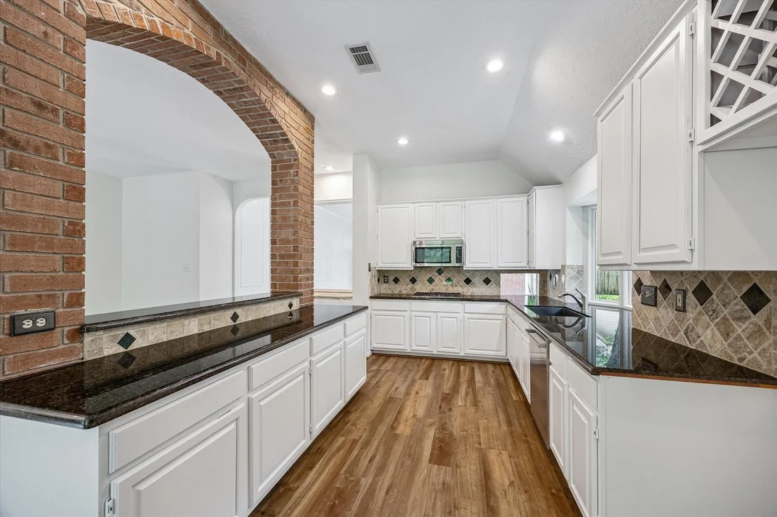 Photo of 30 Skyland Place