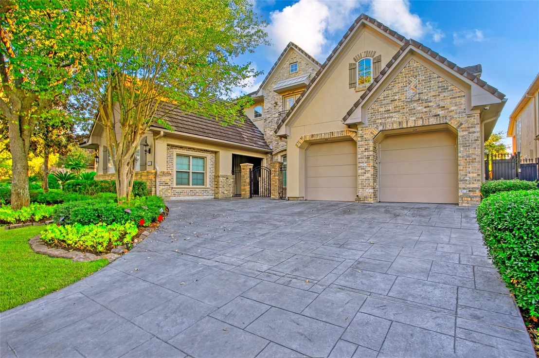 Photo of 11615 Legend Manor Drive