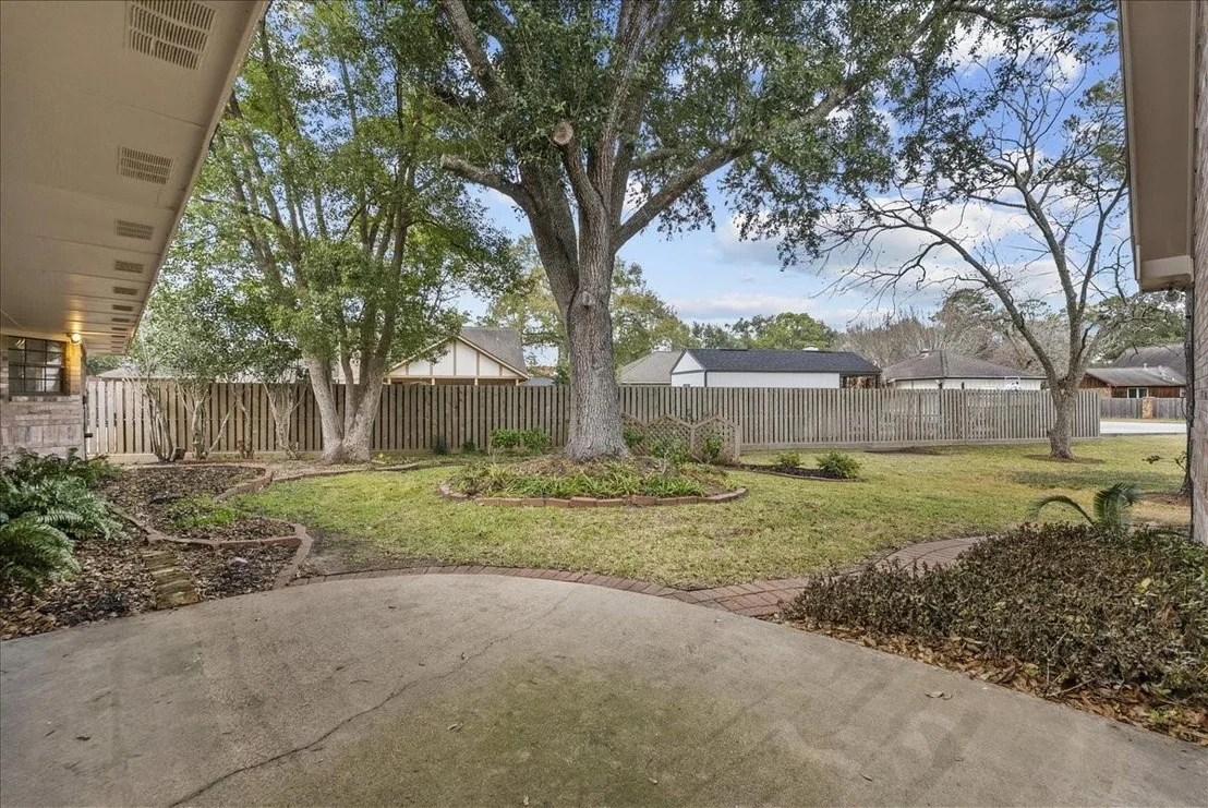 Photo of 710 Bayou Crest Circle