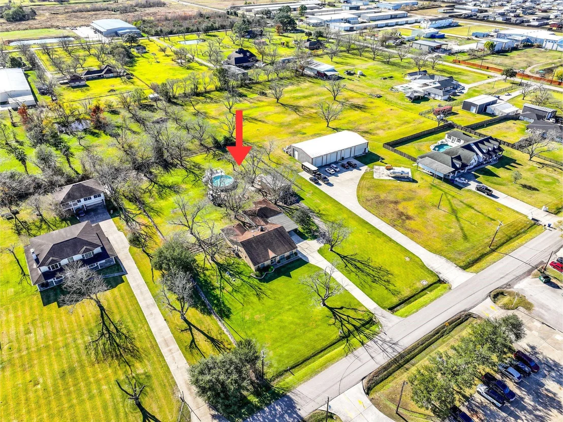 Photo of 18120 County Road 127