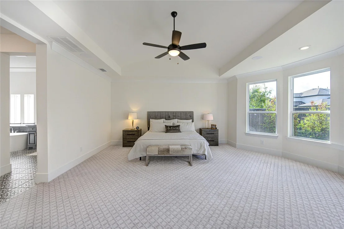 Photo of 21339 Crescent Winged Drive
