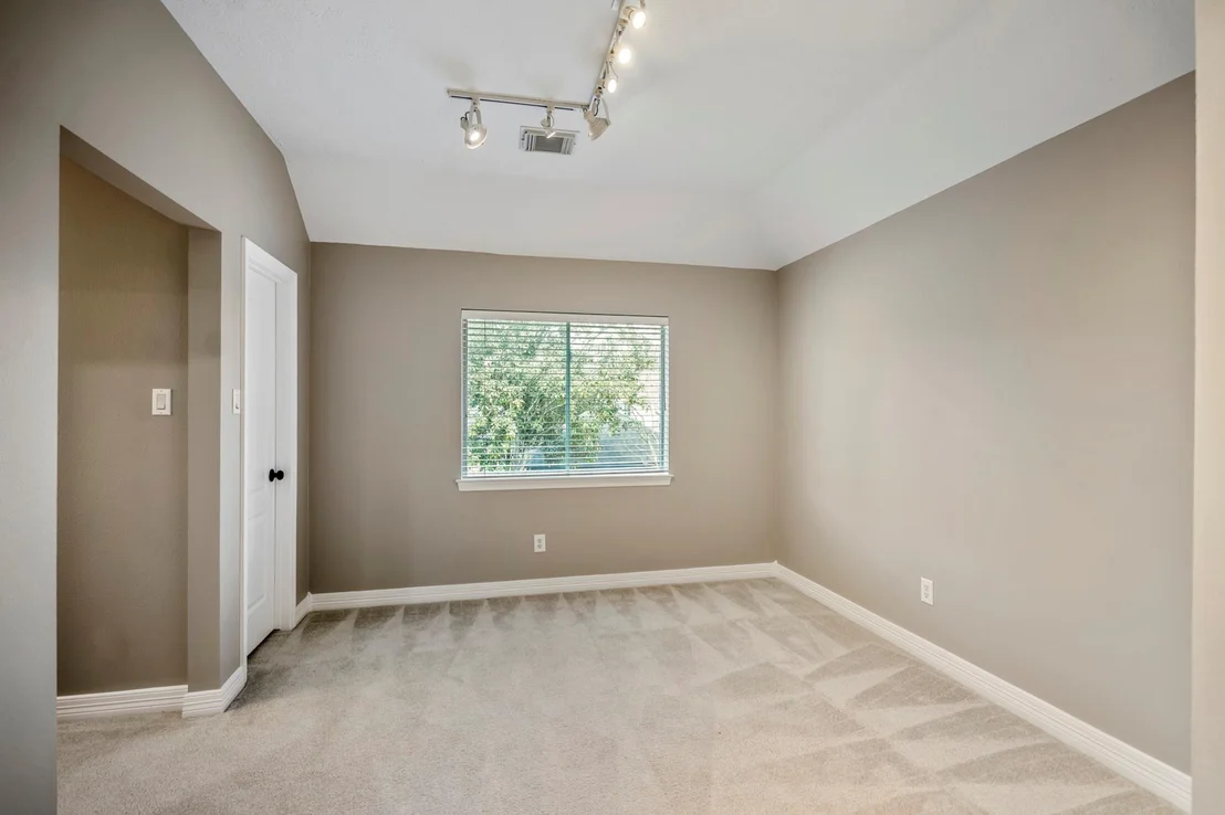 Photo of 5507 Evening Shore Drive